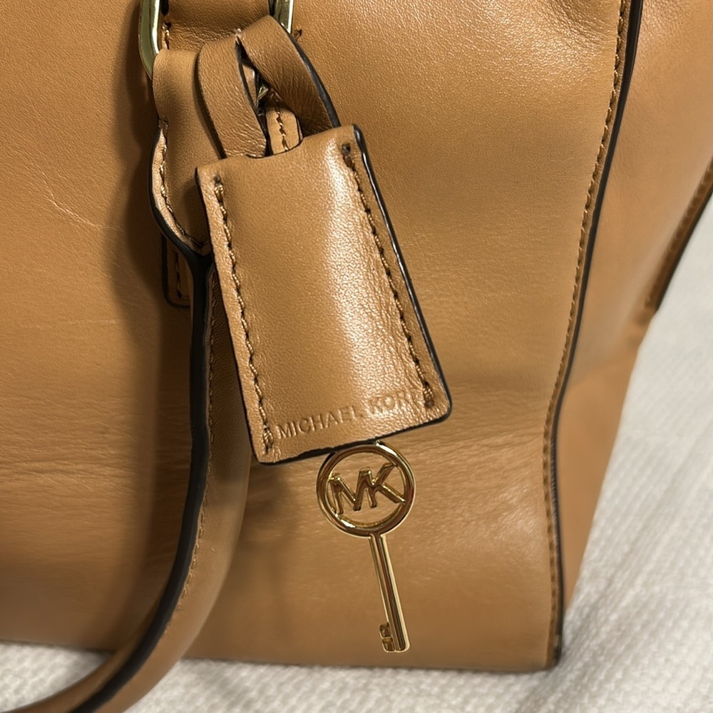 Michael Kors Hamilton Traveler Leather Satchel - Picture 9 of 16